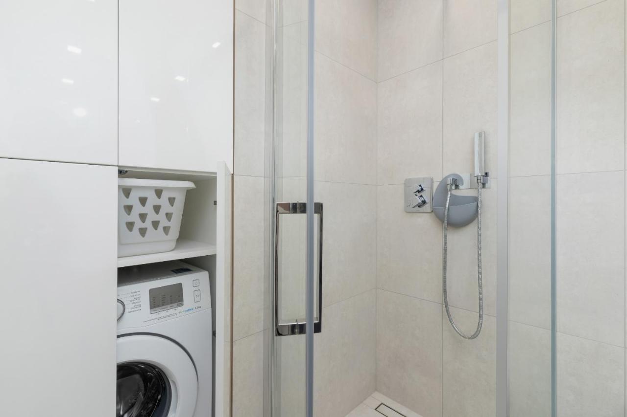 קרקוב City Centre & Modern Quiet Apartment With Parking By Renters Prestige מראה חיצוני תמונה